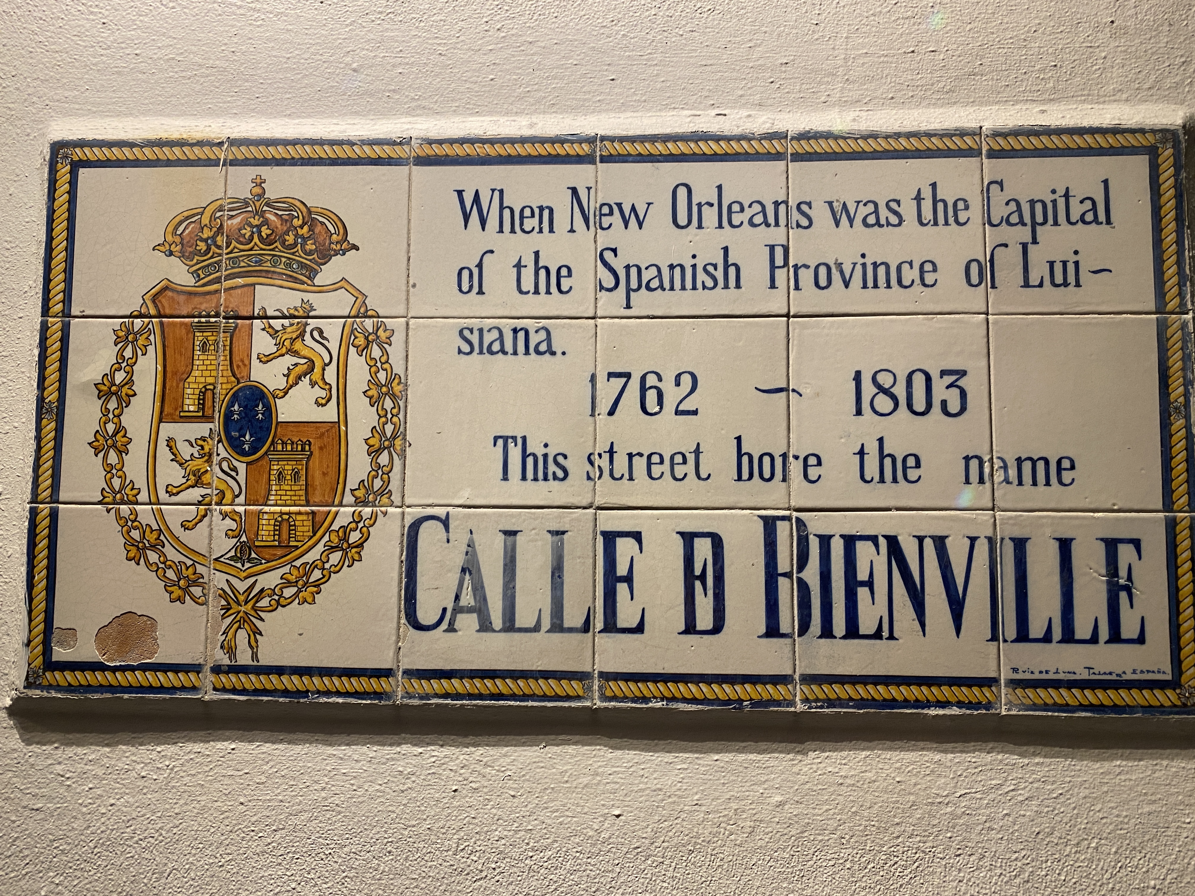 Calle D Beinville tiled street sign in New Orleans, French Quarter. Photo by Sara Rose (2021)